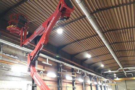 Montage und Elektro-Installation - protec ENERGYPLUS GmbH - Professionelle Lichttechnik für Industrie, Gewerbe und Kommunen